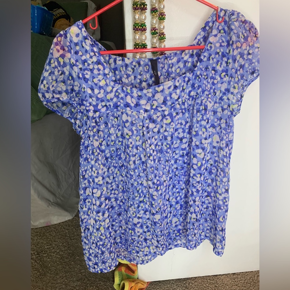 Jessica Simpson top